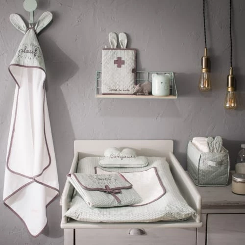 Little Crevette Capes De Bain Bébé Et Peignoirs Enfant Cape De Bain Blanche Coton Bio 75x75 Cm 4 Little Crevette Capes De Bain Bébé Et Peignoirs Enfant Cape De Bain Blanche Coton Bio 75x75 Cm – Image 2