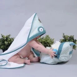 Little Crevette Capes De Bain Bébé Et Peignoirs Enfant Cape De Bain Blanche Coton Bio 75x75 Cm 9 Little Crevette Capes De Bain Bébé Et Peignoirs Enfant Cape De Bain Blanche Coton Bio 75x75 Cm -Couvertures bébé et enfant Soldes cape de bain blanche coton bio 75x75 cm 8