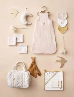 Maisons Du Monde Gigoteuses Cintres En Bambou Beige (x3) -Couvertures bébé et enfant Soldes cintres en bambou beige x3 1000 3 11 215835 4