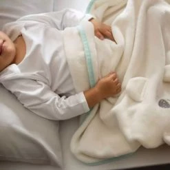 Kinousses Couvertures Bébé Et Enfant Couverture Bébé Ecru Pilou-pilou -Couvertures bébé et enfant Soldes couverture bebe ecru pilou pilou 2