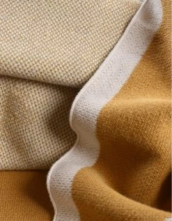 Noukie's Couvertures Bébé Et Enfant Couverture Bébé En Tricot TSO Ocre (100 X 140 Cm) -Couvertures bébé et enfant Soldes couverture bebe en tricot tso ocre 100 x 140 cm 3