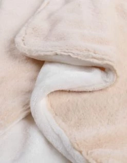 Noukie's Couvertures Bébé Et Enfant Couverture Longs Poils Mix & Match Ivoire (100 X 140 Cm) -Couvertures bébé et enfant Soldes couverture longs poils mix match ivoire 100 x 140 cm 3