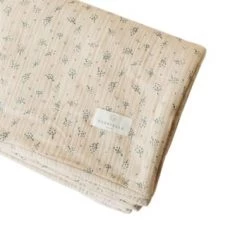 Gabrielle Paris Couvertures Bébé Et Enfant Couverture Ouatinée En Gaze De Coton Bio à Motifs Blanc -Couvertures bébé et enfant Soldes couverture ouatinee en gaze de coton bio a motifs beige 1