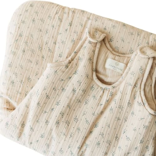 Gabrielle Paris Gigoteuses Gigoteuse En Gaze De Coton Biologique à Motifs Beige 6-18mois 5 Gabrielle Paris Gigoteuses Gigoteuse En Gaze De Coton Biologique à Motifs Beige 6-18mois – Image 3