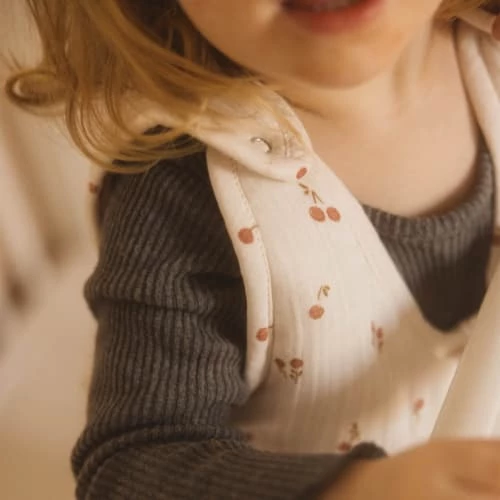 Gabrielle Paris Gigoteuses Gigoteuse En Gaze De Coton Biologique à Motifs Rose 0-6 Mois 4 Gabrielle Paris Gigoteuses Gigoteuse En Gaze De Coton Biologique à Motifs Rose 0-6 Mois – Image 2