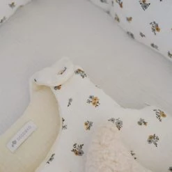 Cocoeko Gigoteuses Gigoteuse En Gaze De Coton Fleurs (0-6 Mois) -Couvertures bébé et enfant Soldes gigoteuse en gaze de coton fleurs 0 6 mois 1