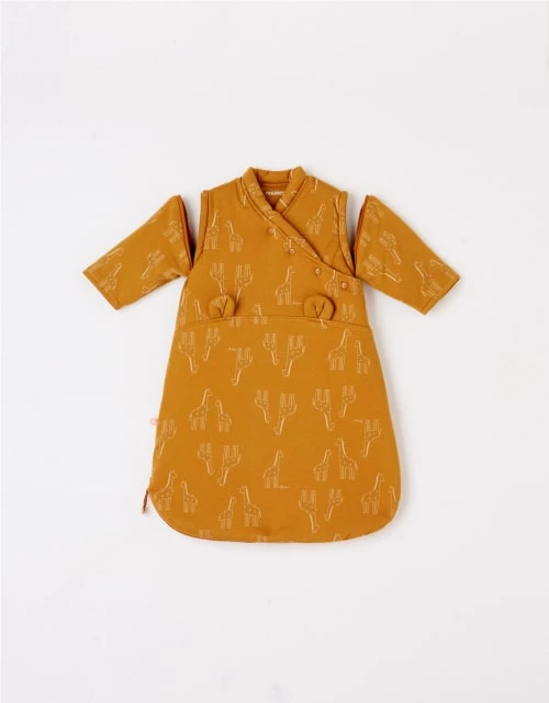 Noukie's Gigoteuses Gigoteuse En Jersey Bio Chaude Mix & Match Ocre TOG 1-2 (50 Cm) 3 Noukie's Gigoteuses Gigoteuse En Jersey Bio Chaude Mix & Match Ocre TOG 1-2 (50 Cm) – Image 2