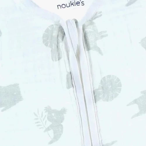 Noukie's Gigoteuses Gigoteuse Légère En Coton Bio Safari Sauge TOG < 1 (70 Cm) 6 Noukie's Gigoteuses Gigoteuse Légère En Coton Bio Safari Sauge TOG < 1 (70 Cm) – Image 4