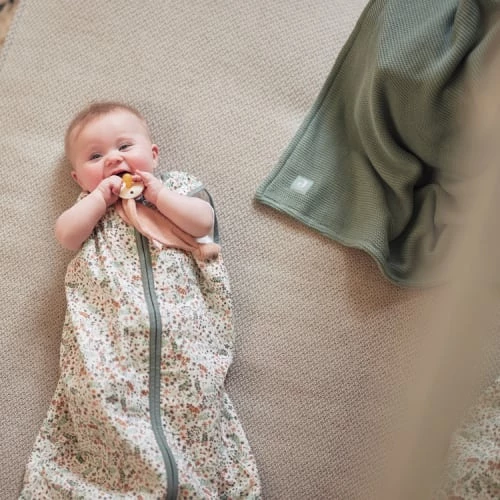 Jollein Gigoteuses Gigoteuse Légère En Gaze De Coton Bloom TOG 0,5 (90 Cm) 4 Jollein Gigoteuses Gigoteuse Légère En Gaze De Coton Bloom TOG 0,5 (90 Cm) – Image 2