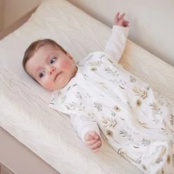 Jollein Gigoteuses Gigoteuse Légère Wild Flowers TOG 0,5 (70 Cm) 5 Jollein Gigoteuses Gigoteuse Légère Wild Flowers TOG 0,5 (70 Cm) -Couvertures bébé et enfant Soldes gigoteuse legere wild flowers tog 0 5 70 cm 1