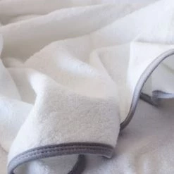 Kinousses Capes De Bain Bébé Et Peignoirs Enfant Maxi Set De Bain Bébé Blanc Éponge -Couvertures bébé et enfant Soldes maxi set de bain bebe blanc eponge 3