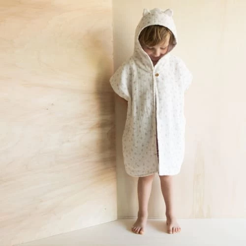 Gabrielle Paris Capes De Bain Bébé Et Peignoirs Enfant Peignoir En Gaze De Coton Biologique à Motifs Crème 5 Gabrielle Paris Capes De Bain Bébé Et Peignoirs Enfant Peignoir En Gaze De Coton Biologique à Motifs Crème – Image 3