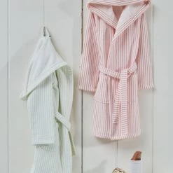Sensei Maison Capes De Bain Bébé Et Peignoirs Enfant Peignoir Enfant En Coton Bio 400 Gr/m² Fraise 05 Ans -Couvertures bébé et enfant Soldes peignoir enfant en coton bio 400 gr m2 fraise 05 ans 3